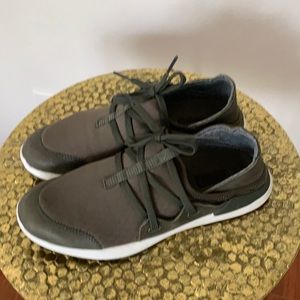 Brand New Olukai Miki Li Neophrene Sneakers